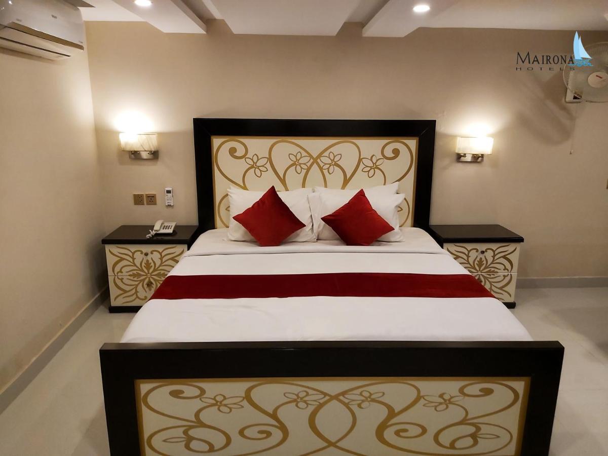 Hotel Mairona Gulberg Лахор Екстер'єр фото