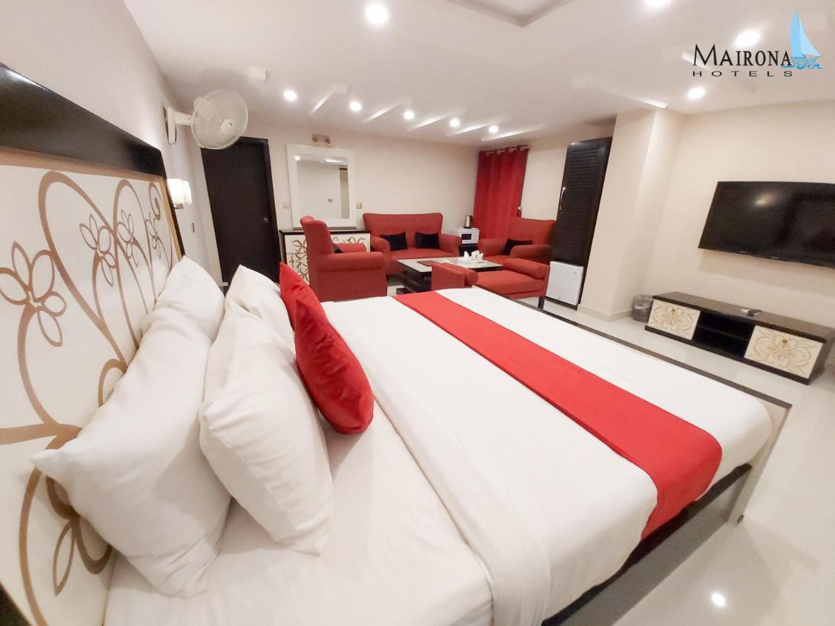 Hotel Mairona Gulberg Лахор Екстер'єр фото